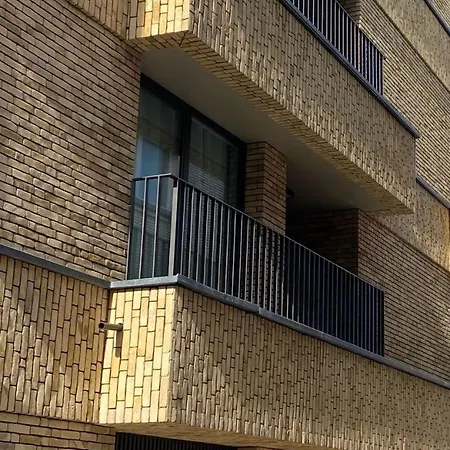 Central Studio In Kortrijk Exterior foto